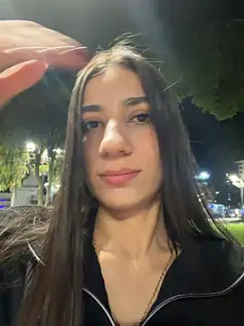Snapshot of -juicy_ chatting on June 14, 11:51 pm -juicy online show from June 14, 11:51 pm