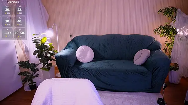 Angell Wild online show from March 27, 4:18 pm