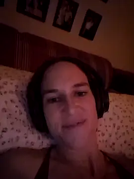 forbiddenbabygirl online show from November 5, 4:45 am