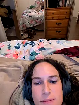 forbiddenbabygirl online show from November 8, 3:45 pm