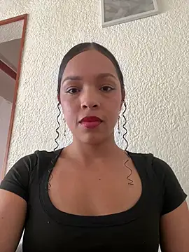 Yasmin777  online show from March 3, 7:42 pm