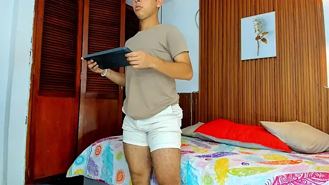 Snapshot of David_niet chatting on September 27, 6:35 pm David niet online show from September 27, 6:35 pm