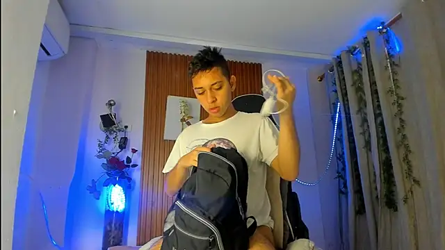 David niet online show from January 14, 11:49 am