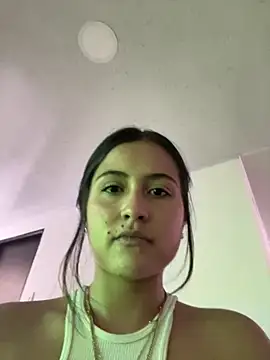 Snapshot of Ana__Pink chatting on June 14, 8:44 pm Ana Pink online show from June 14, 8:44 pm