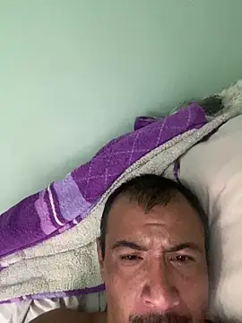 Snapshot of Chillo956 chatting on November 22, 10:09 pm Chillo956 online show from November 22, 10:09 pm