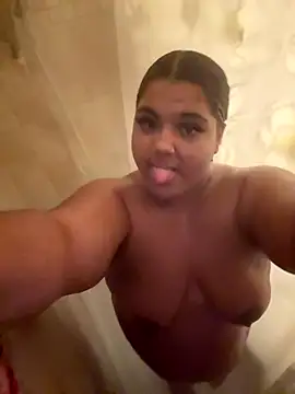 1n0nlythroat online show from October 16, 2:12 am