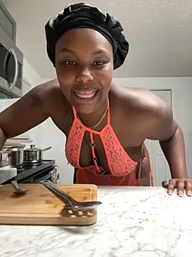 Snapshot of Bleuk chatting on October 17, 11:40 pm Bleuk online show from October 17, 11:40 pm