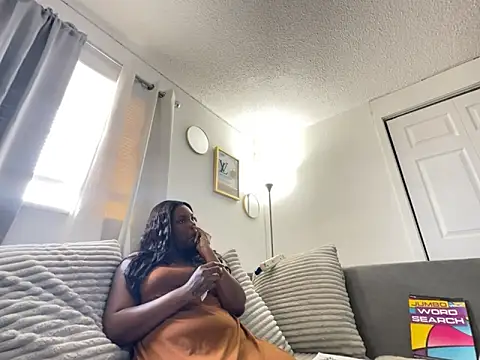 Bleuk online show from May 26, 11:34 pm