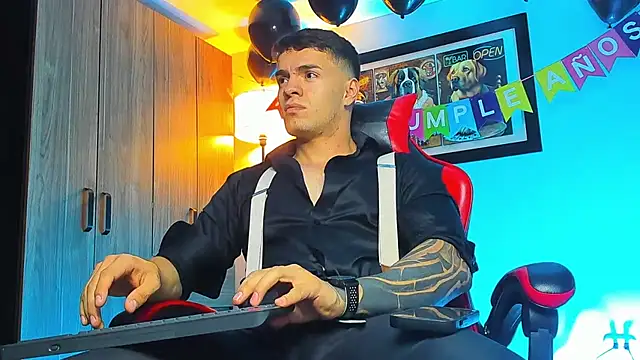 ALPHA DOMINUS  online show from November 21, 3:27 am