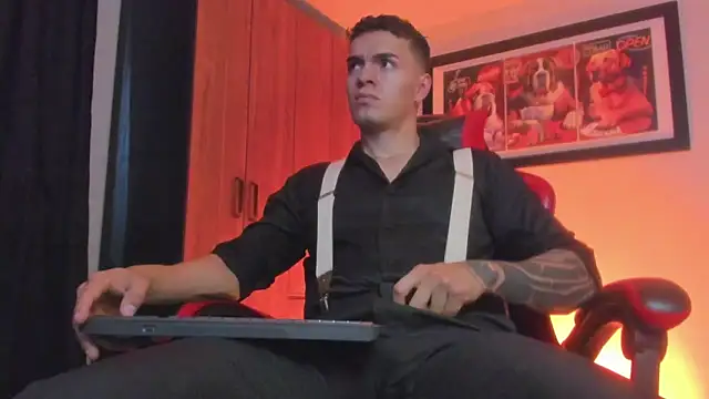 ALPHA DOMINUS  online show from March 7, 3:47 am