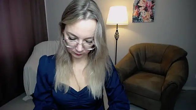 Ava Elior online show from September 16, 9:21 am