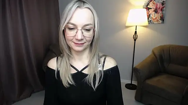 Ava Elior online show from January 15, 12:10 pm