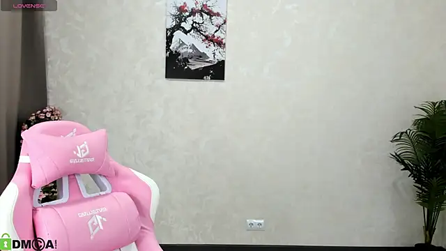 FlirtyAura online show from October 30, 12:56 am