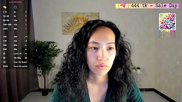 Snapshot of FlirtyAura chatting on May 21, 3:46 am FlirtyAura online show from May 21, 3:46 am