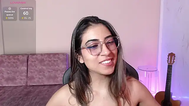 Susanahendrix online show from February 25, 6:17 pm