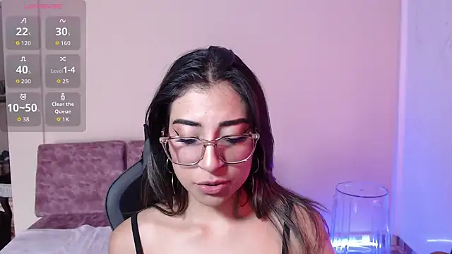 Susanahendrix online show from March 26, 6:13 pm