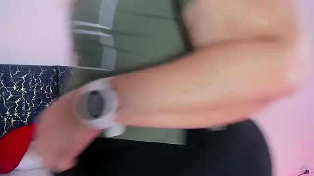 katte landerr online show from April 15, 1:29 pm