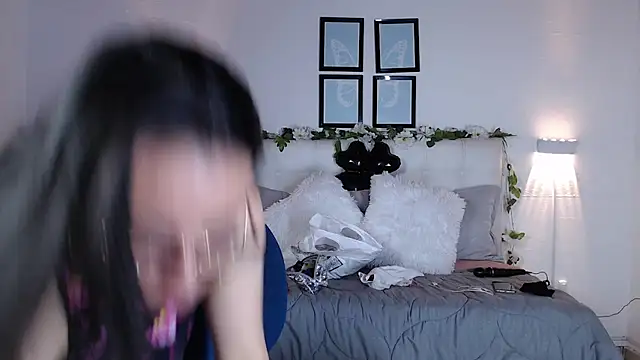 Megan 05  online show from November 24, 6:51 pm