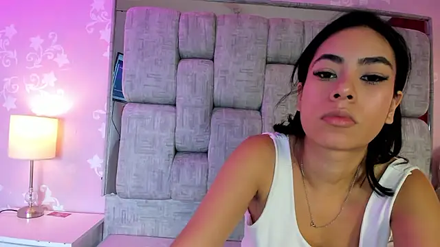 KatySweetas online show from February 20, 7:25 pm