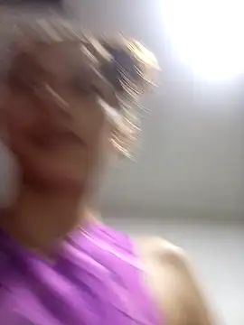 amelie sex online show from December 13, 10:59 pm