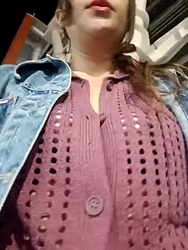Snapshot of miss_berlyn chatting on September 27, 3:11 am miss berlyn online show from September 27, 3:11 am