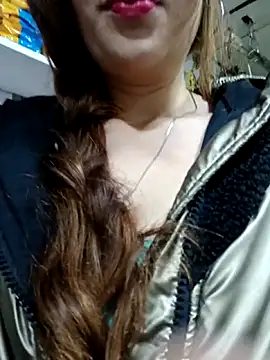 Snapshot of miss_berlyn chatting on October 19, 2:12 am miss berlyn online show from October 19, 2:12 am