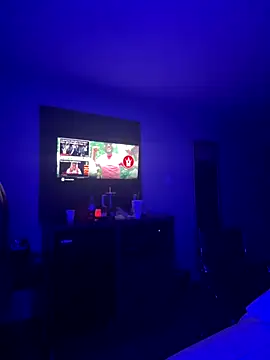 BigMfLuther online show from December 16, 4:39 am