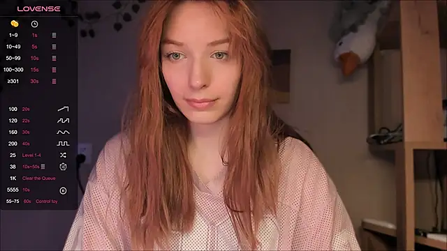 elilybby online show from March 6, 5:53 pm