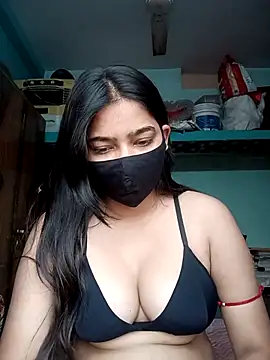 Snapshot of Snehabeauti chatting on March 6, 3:58 am Snehabeauti online show from March 6, 3:58 am
