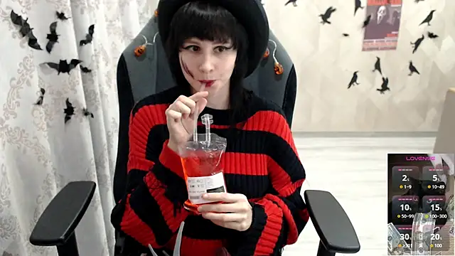 MistyDark online show from October 27, 10:19 am