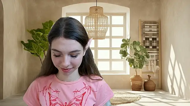 Snapshot of KellyShines chatting on May 28, 2:14 pm KellyShines online show from May 28, 2:14 pm