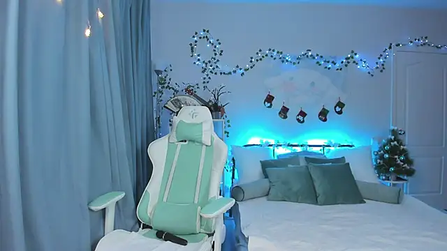 Snapshot of Zoe_Vee chatting on February 3, 6:22 am Zoe Vee online show from February 3, 6:22 am