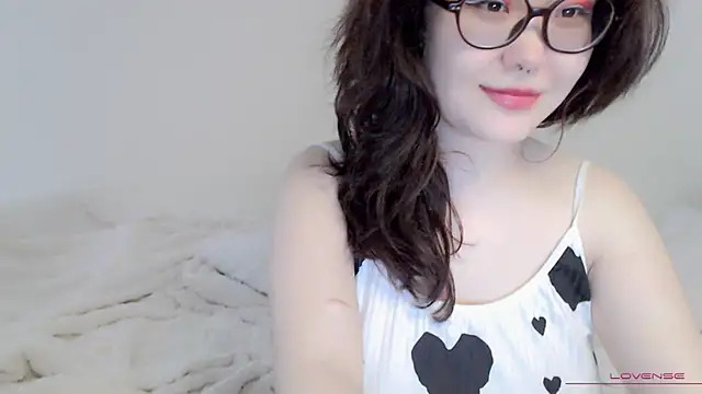 tsunade chan online show from October 5, 5:17 am