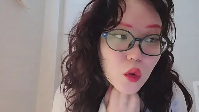 Snapshot of tsunade_chan chatting on February 16, 4:08 am tsunade chan online show from February 16, 4:08 am