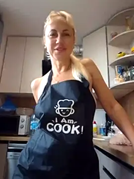 KissMiSveet online show from November 13, 7:18 am