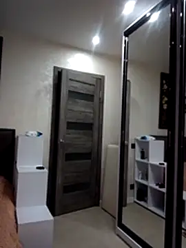 KissMiSveet online show from November 18, 6:29 am