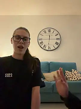 sash87350 online show from February 13, 9:11 pm