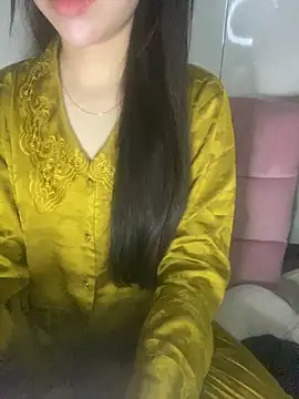 RubyBerry online show from November 22, 6:45 am