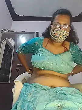 Snapshot of sexy_aaru chatting on June 6, 5:34 am sexy aaru online show from June 6, 5:34 am