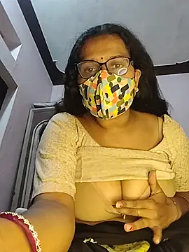 Snapshot of sexy_aaru chatting on July 11, 5:15 pm sexy aaru online show from July 11, 5:15 pm