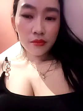 Snapshot of besa4 chatting on December 18, 2:12 pm besa4 online show from December 18, 2:12 pm