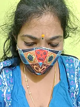 Snapshot of Tamil_Mithra chatting on June 26, 7:57 am Tamil Mithra online show from June 26, 7:57 am