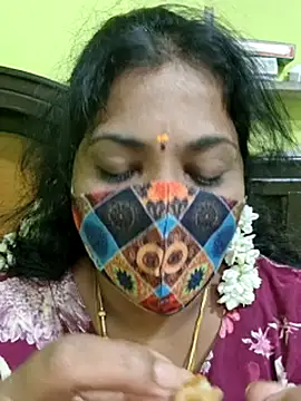 Snapshot of Tamil_Mithra chatting on July 1, 8:08 pm Tamil Mithra online show from July 1, 8:08 pm