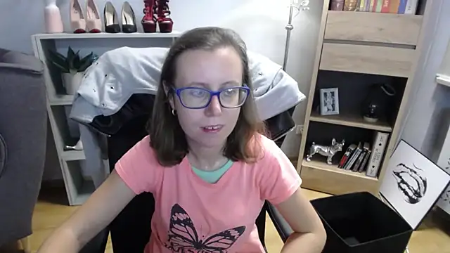 sweetxLizzy online show from September 12, 4:23 am