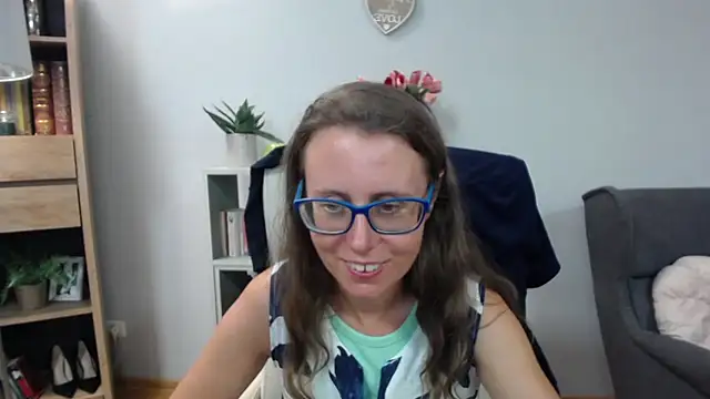 Snapshot of sweetxLizzy chatting on June 29, 4:30 am sweetxLizzy online show from June 29, 4:30 am