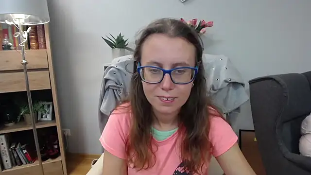Snapshot of sweetxLizzy chatting on July 20, 4:27 am sweetxLizzy online show from July 20, 4:27 am