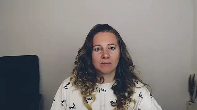 Snapshot of Darklure_ chatting on September 25, 4:16 am Darklure  online show from September 25, 4:16 am