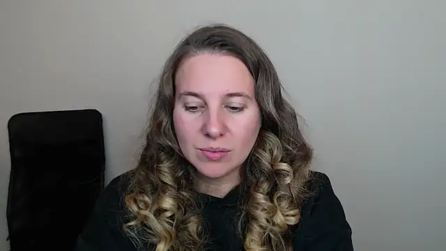 Snapshot of Darklure_ chatting on October 20, 4:40 pm Darklure  online show from October 20, 4:40 pm