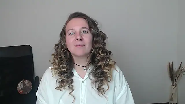 Snapshot of Darklure_ chatting on November 1, 6:43 pm Darklure  online show from November 1, 6:43 pm