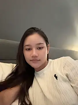 cherrycuteasian online show from April 30, 8:31 am